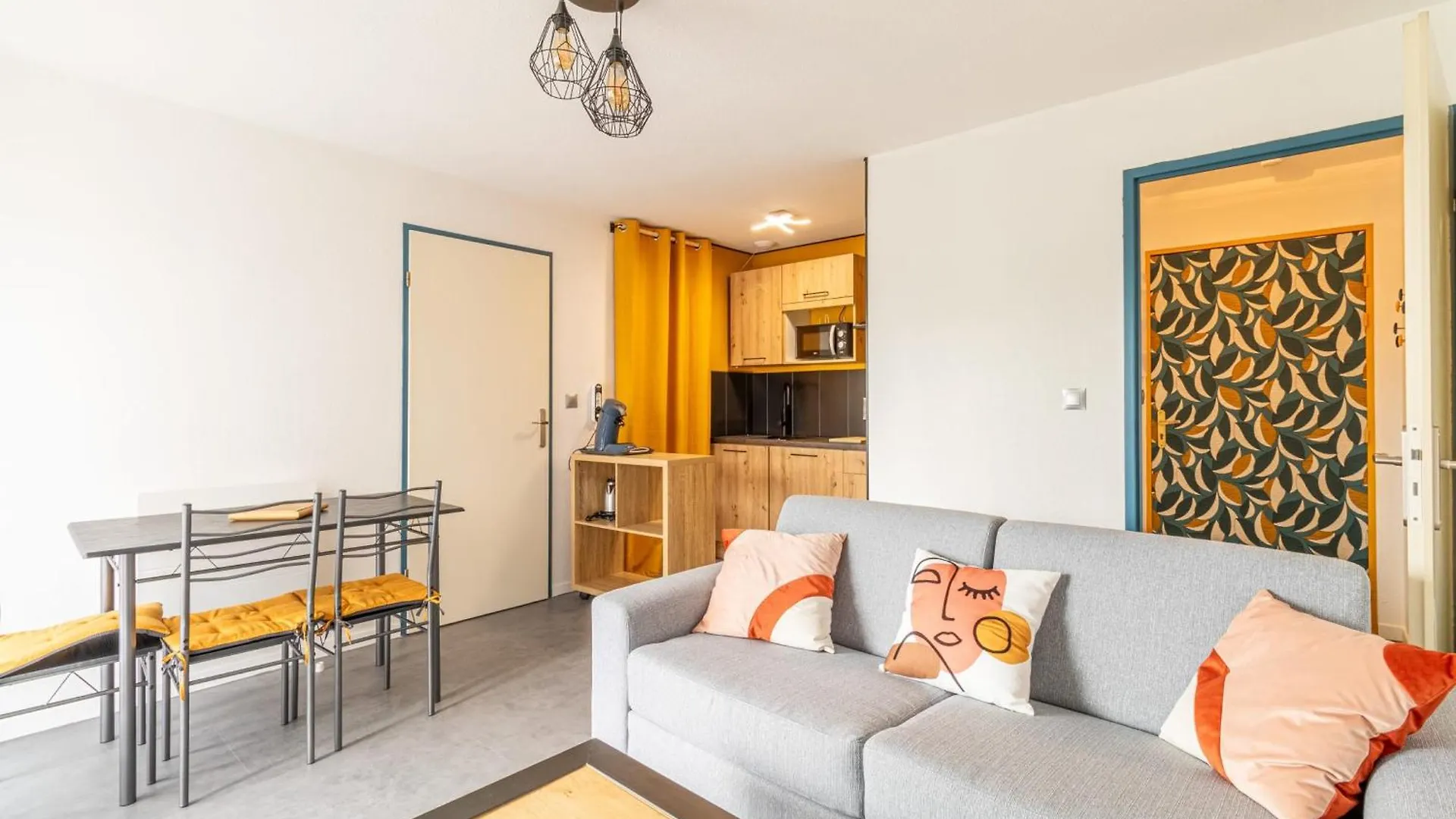 kontakty Cosy Apartment With Pool